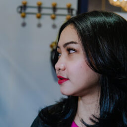 eyelash pokata beauty bar