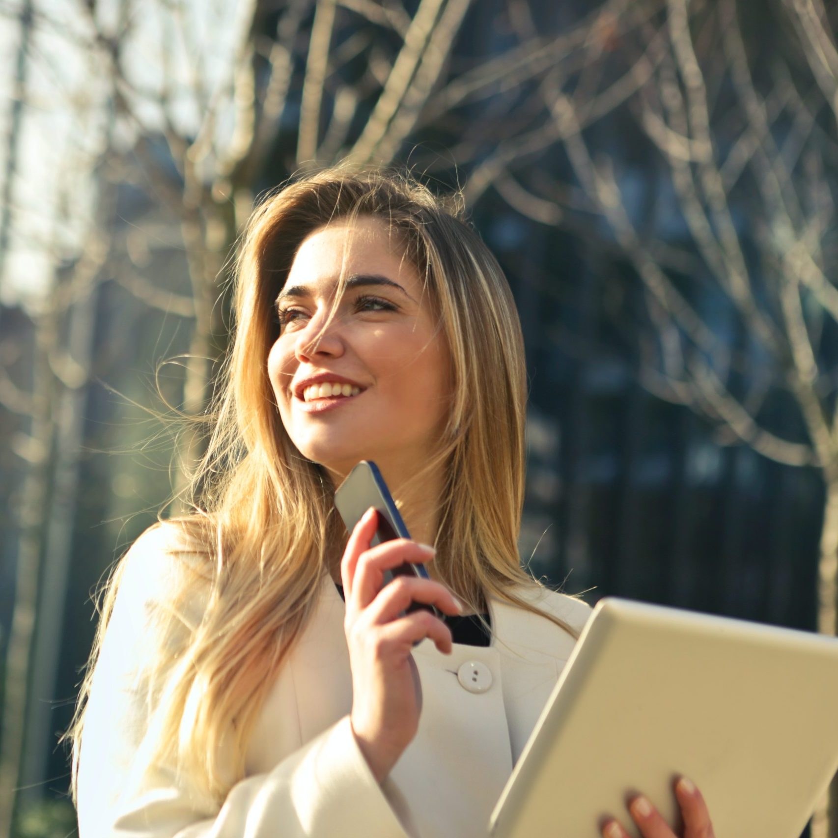 pexels-andrea-piacquadio-864994 monday work