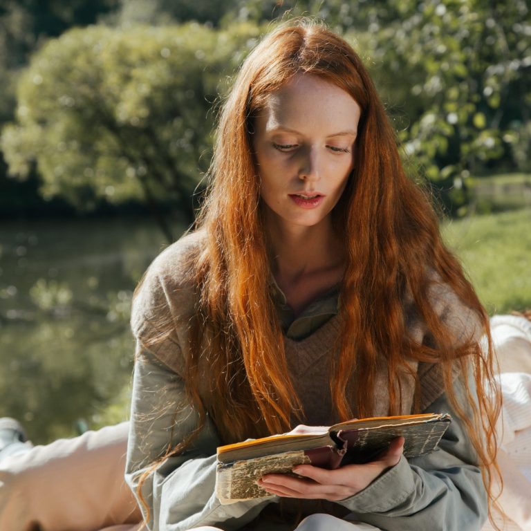 pexels-ron-lach-10669705 weekend